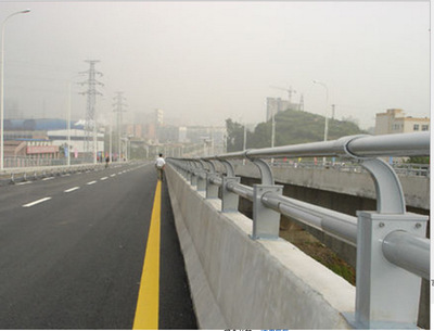 高速公路不锈钢护栏