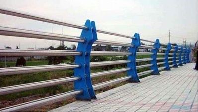 不锈钢桥梁防护栏