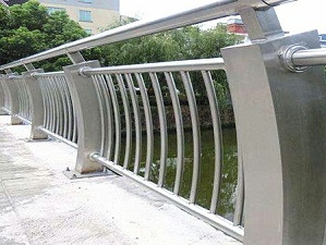 喜师傅河道不锈钢护栏