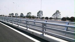 道路不锈钢护栏有必要安装吗？
